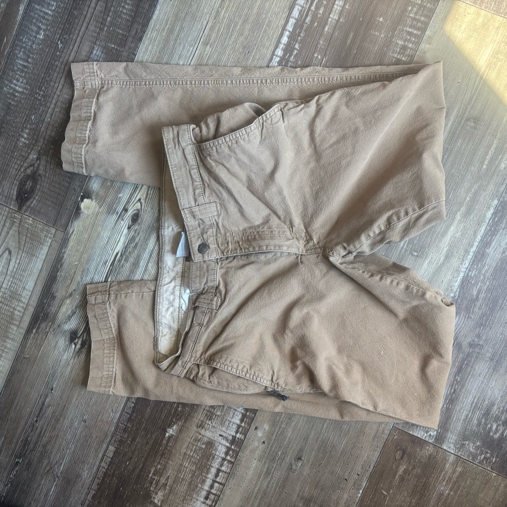 Columbia Men's Khaki pants
